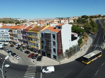 Prédio para Venda em Falagueira-Venda Nova