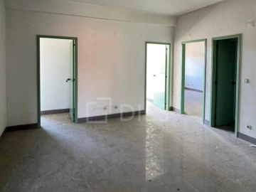Prédio para Venda em Falagueira-Venda Nova