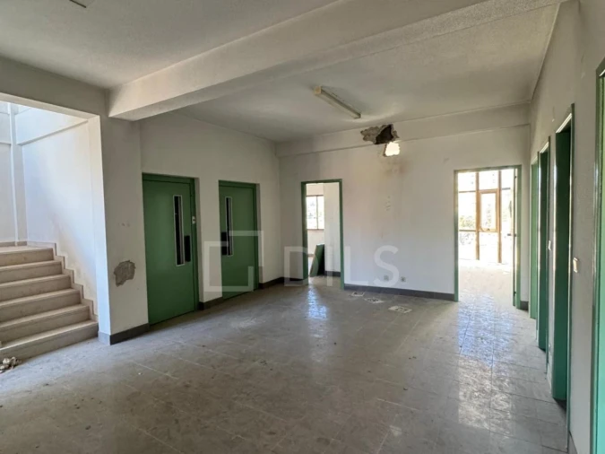 Prédio para Venda em Falagueira-Venda Nova Foto 24