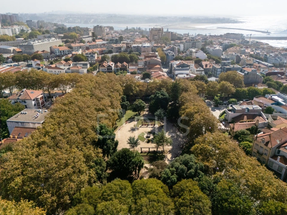 Prédio para Venda em Aldoar, Foz do Douro e Nevogilde Foto 1