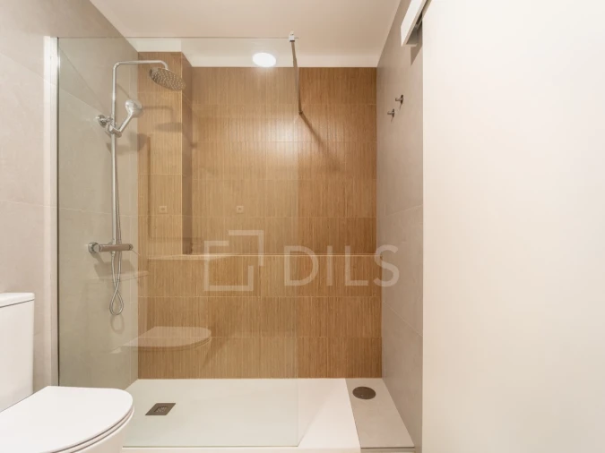 Apartamento T1 para Venda em Cedofeita, Santo Ildefonso, Sé, Miragaia, São Nicolau e Vitória Foto 22