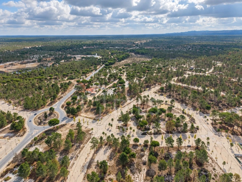 Terreno para Venda em Grândola e Santa Margarida da Serra Foto 1