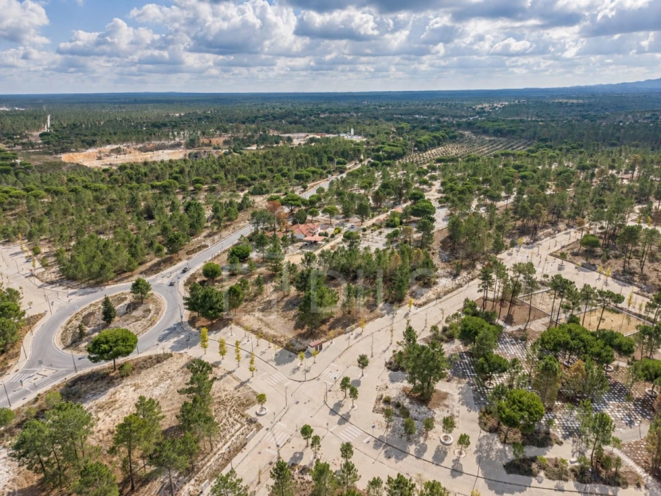Terreno para Venda em Grândola e Santa Margarida da Serra Foto 1