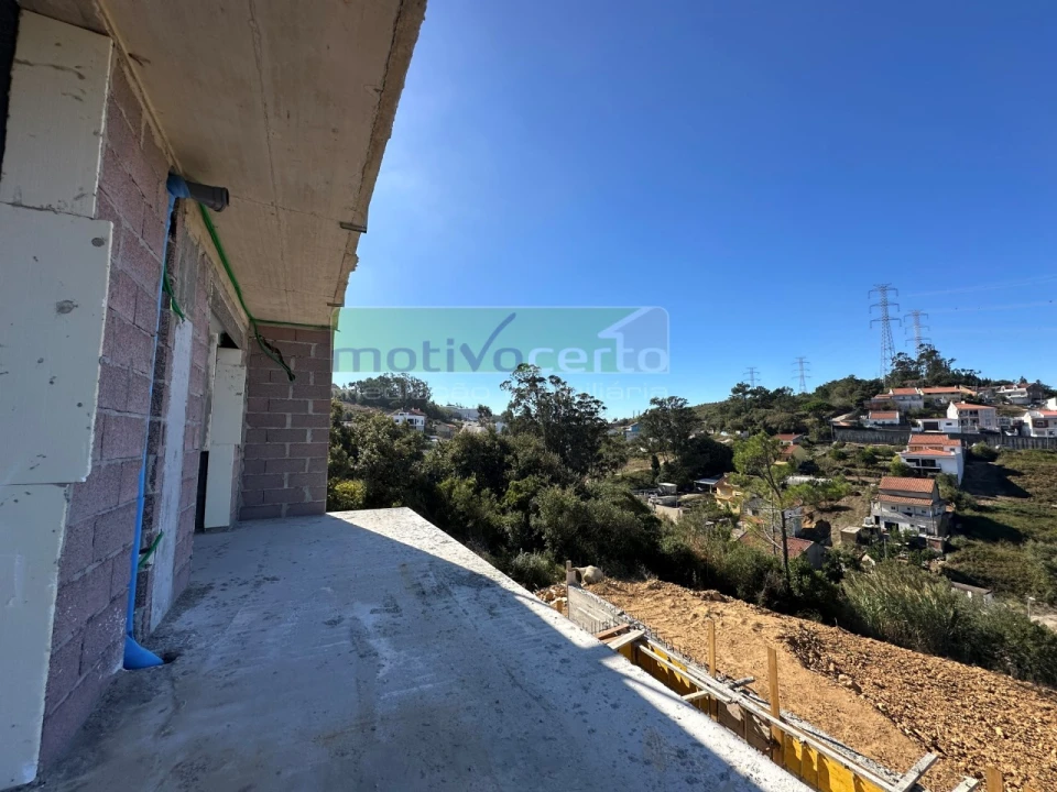 Moradia T4 para Venda em Almargem do Bispo, Pêro Pinheiro e Montelavar Foto 16