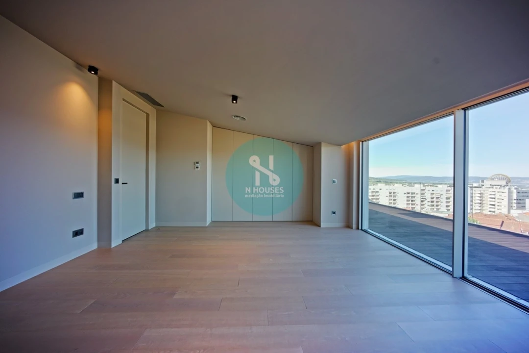 Apartamento T3 para Venda em Braga (Maximinos, Sé e Cividade) Foto 33