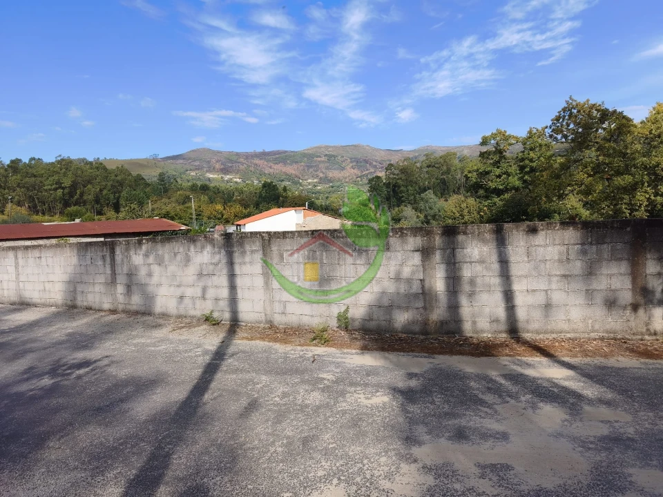 Terreno para Venda em Sande, Vilarinho, Barros e Gomide Foto 1
