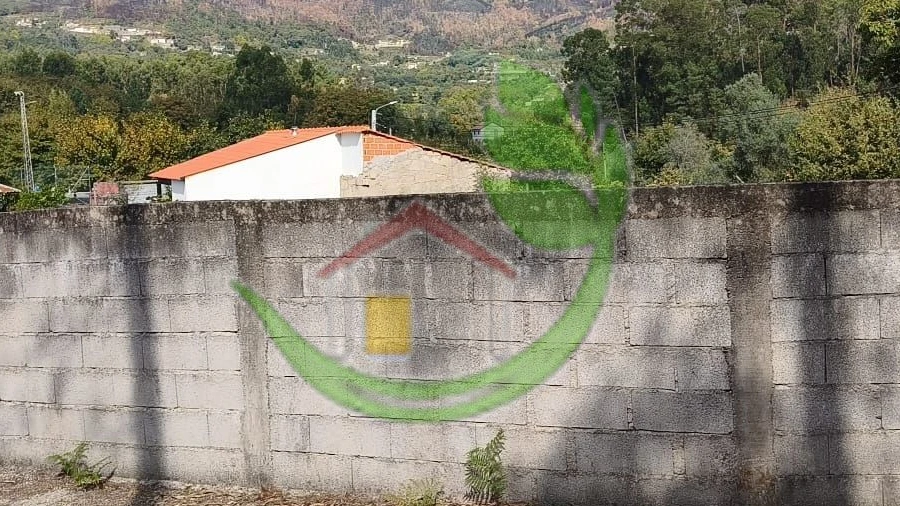 Terreno para Venda em Sande, Vilarinho, Barros e Gomide