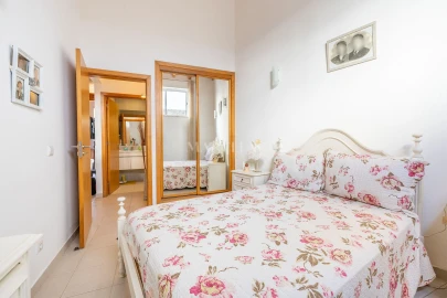 Moradia T2 para Venda em Lagos (São Sebastião e Santa Maria)