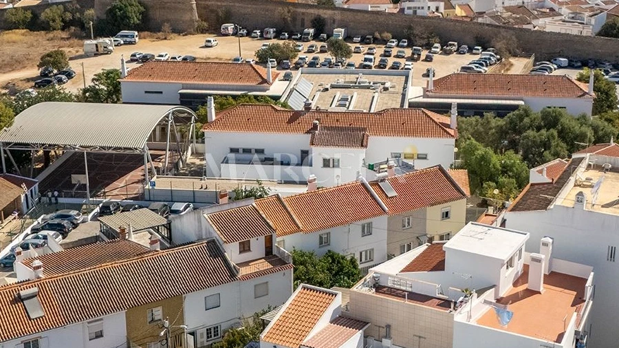 Moradia T2 para Venda em Lagos (São Sebastião e Santa Maria)