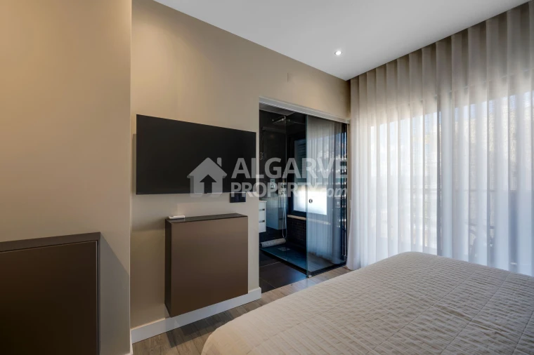 Apartamento T3 para Venda em Faro (Sé e São Pedro) Foto 16