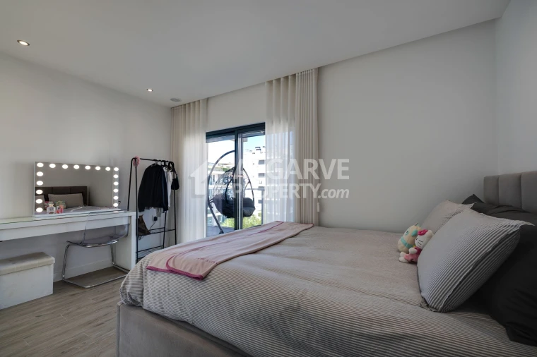 Apartamento T3 para Venda em Faro (Sé e São Pedro) Foto 20