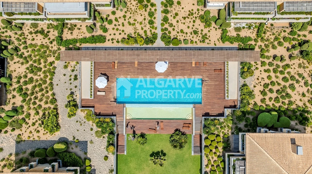 Apartamento T3 para Venda em Quarteira Foto 6