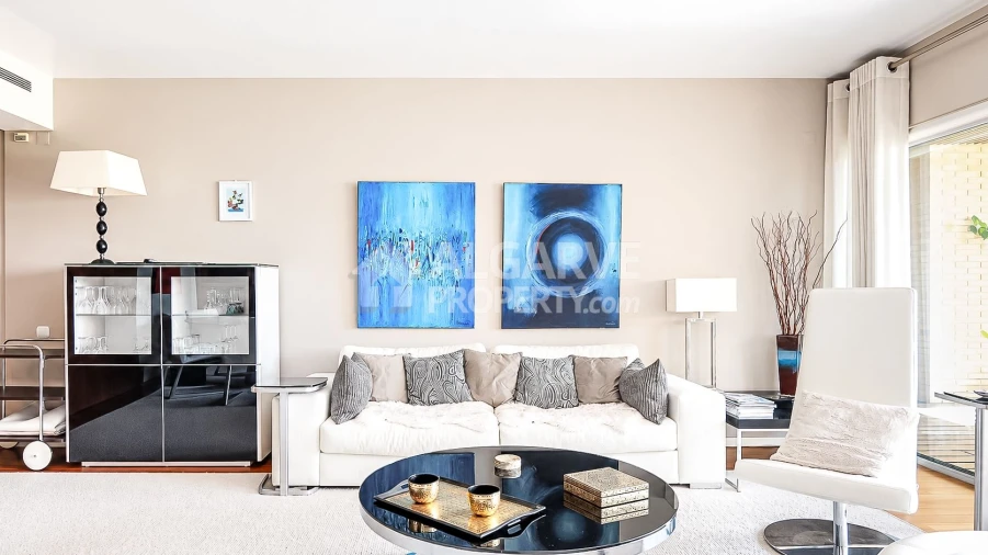 Apartamento T3 para Venda em Quarteira Foto 9