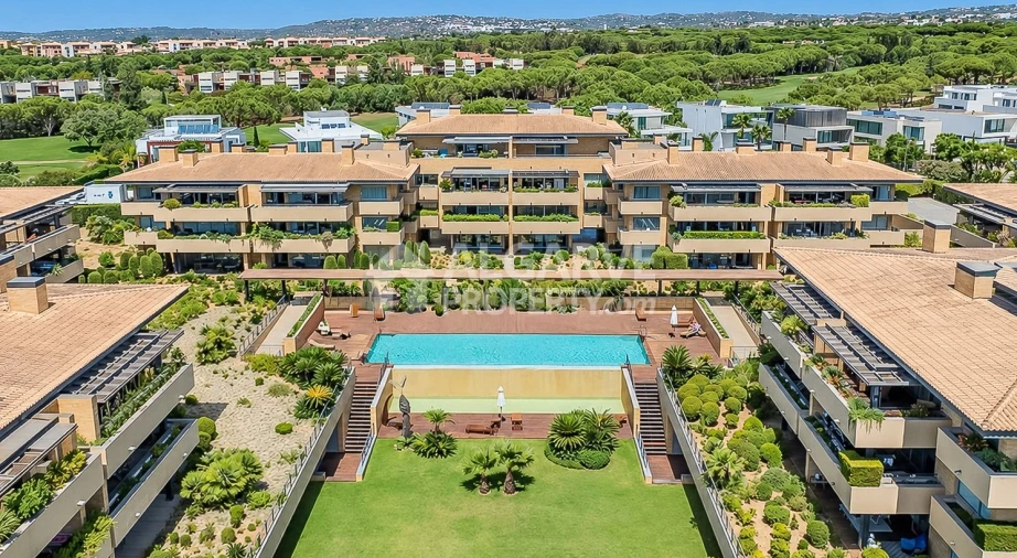 Apartamento T3 para Venda em Quarteira Foto 5