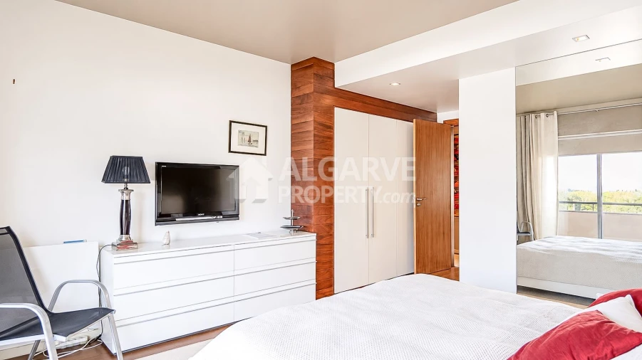 Apartamento T3 para Venda em Quarteira Foto 31
