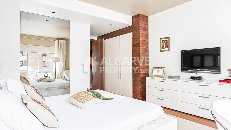 Apartamento T3 para Venda em Quarteira Foto 24