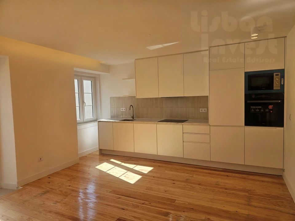 Apartamento T2 para Venda em São Vicente Foto 1