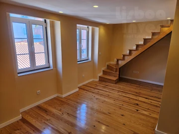 Apartamento T1 para Venda em Santa Maria Maior