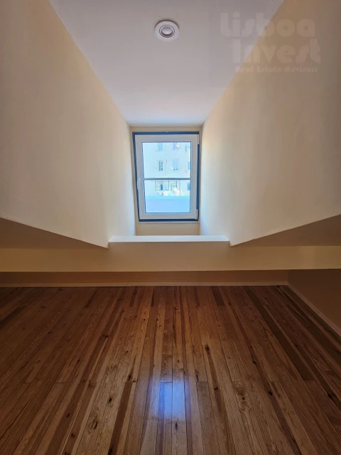 Apartamento T1 para Venda em Santa Maria Maior