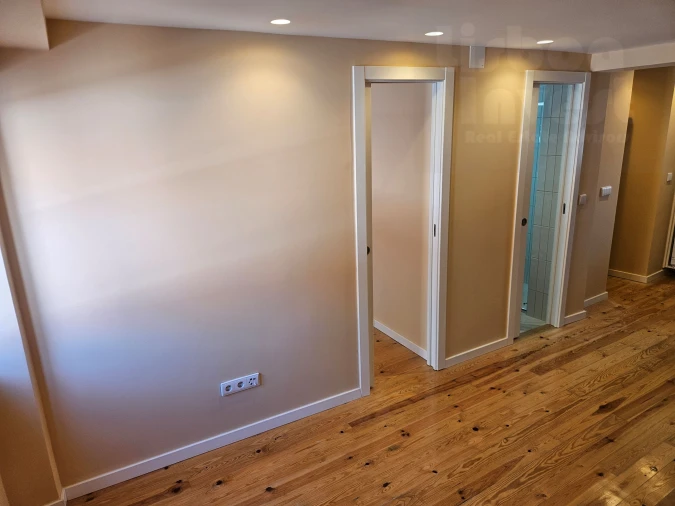 Apartamento T1 para Venda em Santa Maria Maior Foto 22