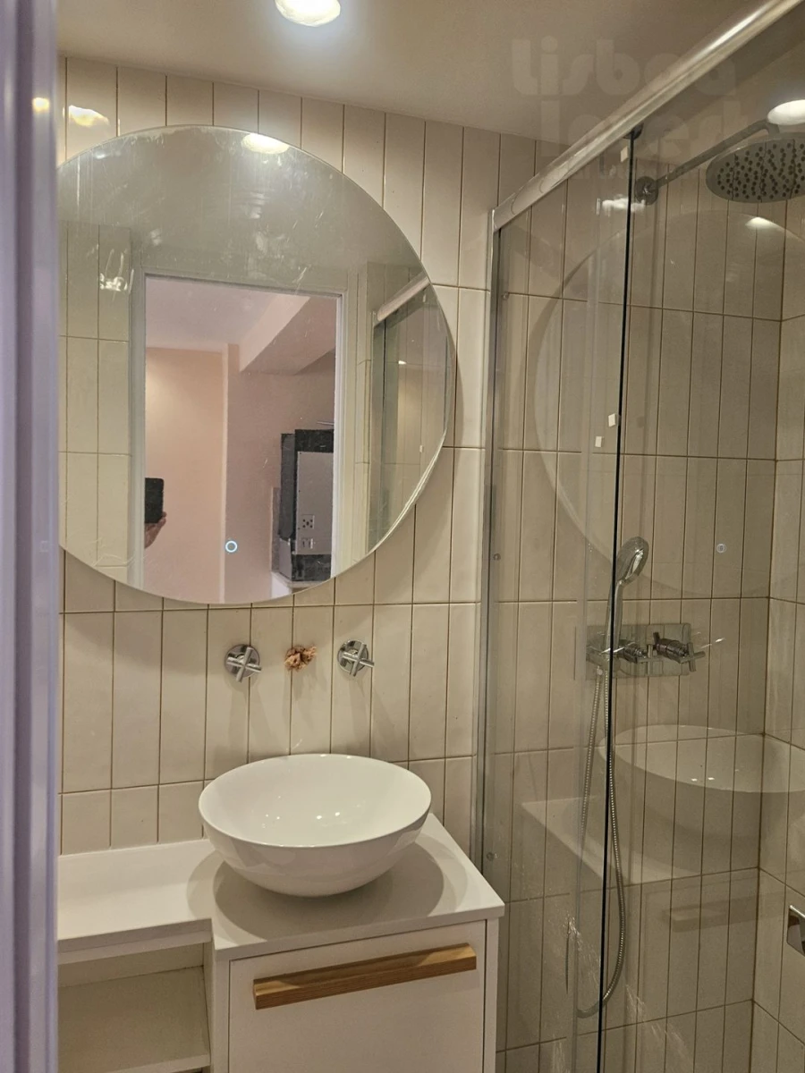 Apartamento T1 para Venda em Santa Maria Maior Foto 9