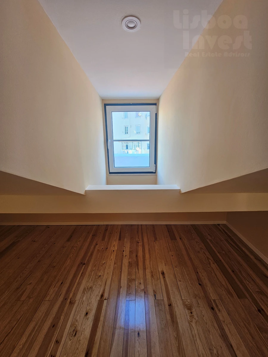 Apartamento T1 para Venda em Santa Maria Maior Foto 16