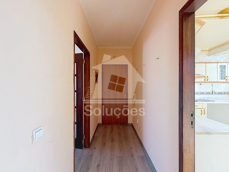 Apartamento T3 para Venda em Portimão Foto 5