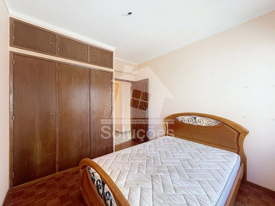 Apartamento T3 para Venda em Portimão Foto 7