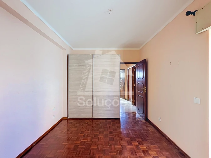 Apartamento T3 para Venda em Portimão Foto 15