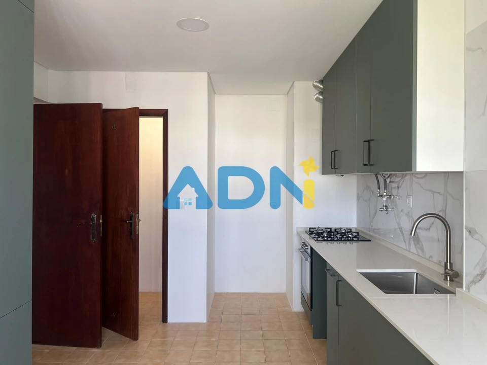 Apartamento T3 para Venda em Buarcos Foto 19