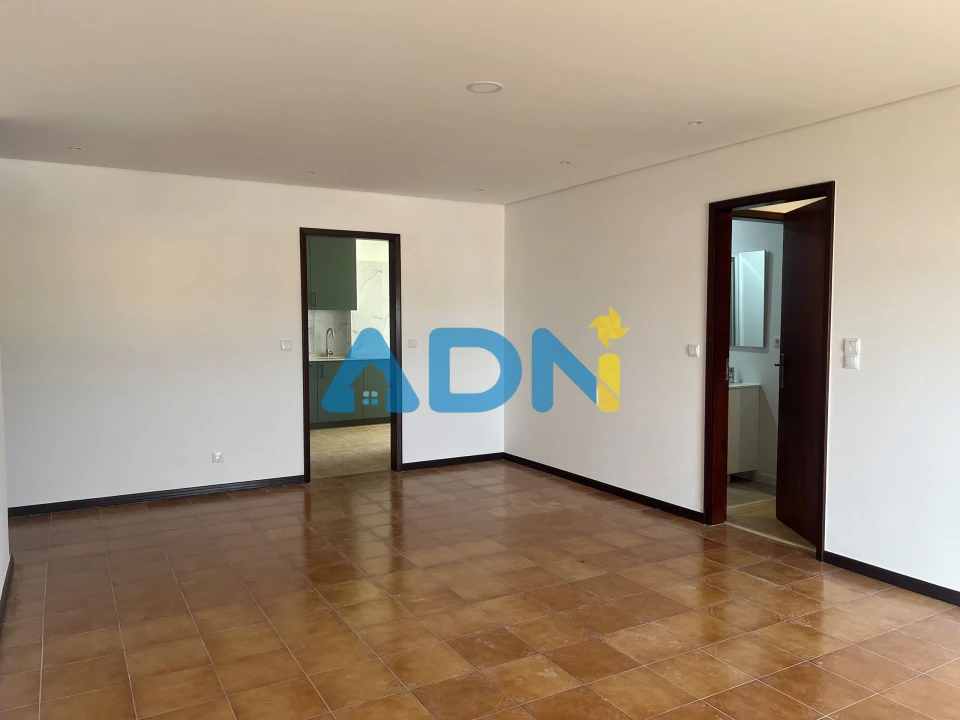 Apartamento T3 para Venda em Buarcos Foto 10