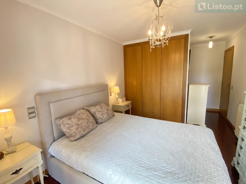 Apartamento T2 para Venda em Ramalde Foto 20