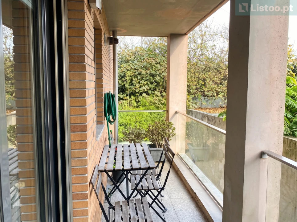 Apartamento T2 para Venda em Ramalde Foto 7