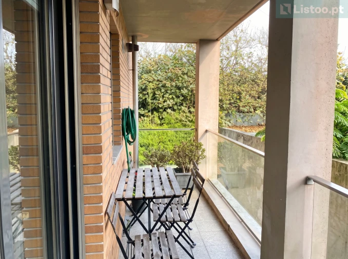 Apartamento T2 para Venda em Ramalde Foto 7