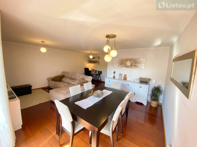 Apartamento T2 para Venda em Ramalde Foto 5