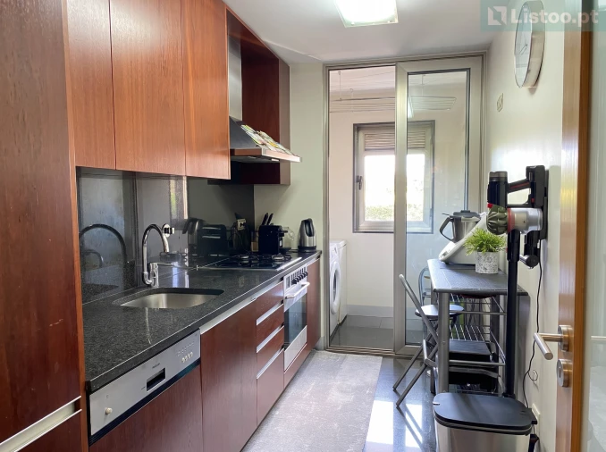 Apartamento T2 para Venda em Ramalde Foto 8