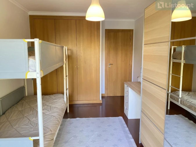 Apartamento T2 para Venda em Ramalde Foto 12