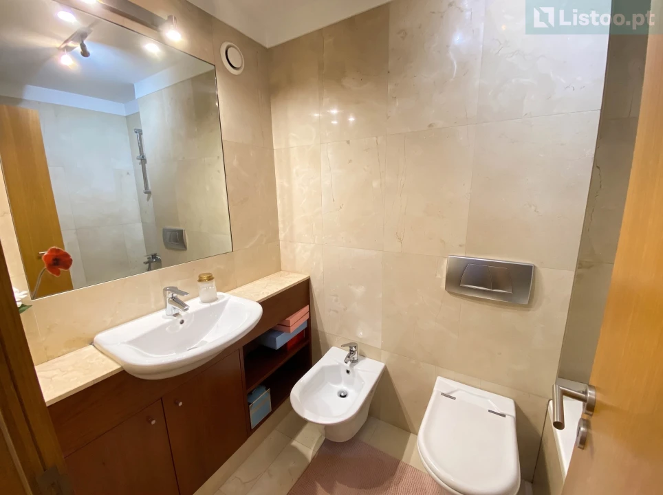 Apartamento T2 para Venda em Ramalde Foto 18