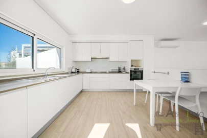 Apartamento T2 para Venda em Olhão