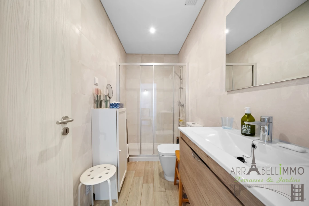 Apartamento T2 para Venda em Olhão Foto 21
