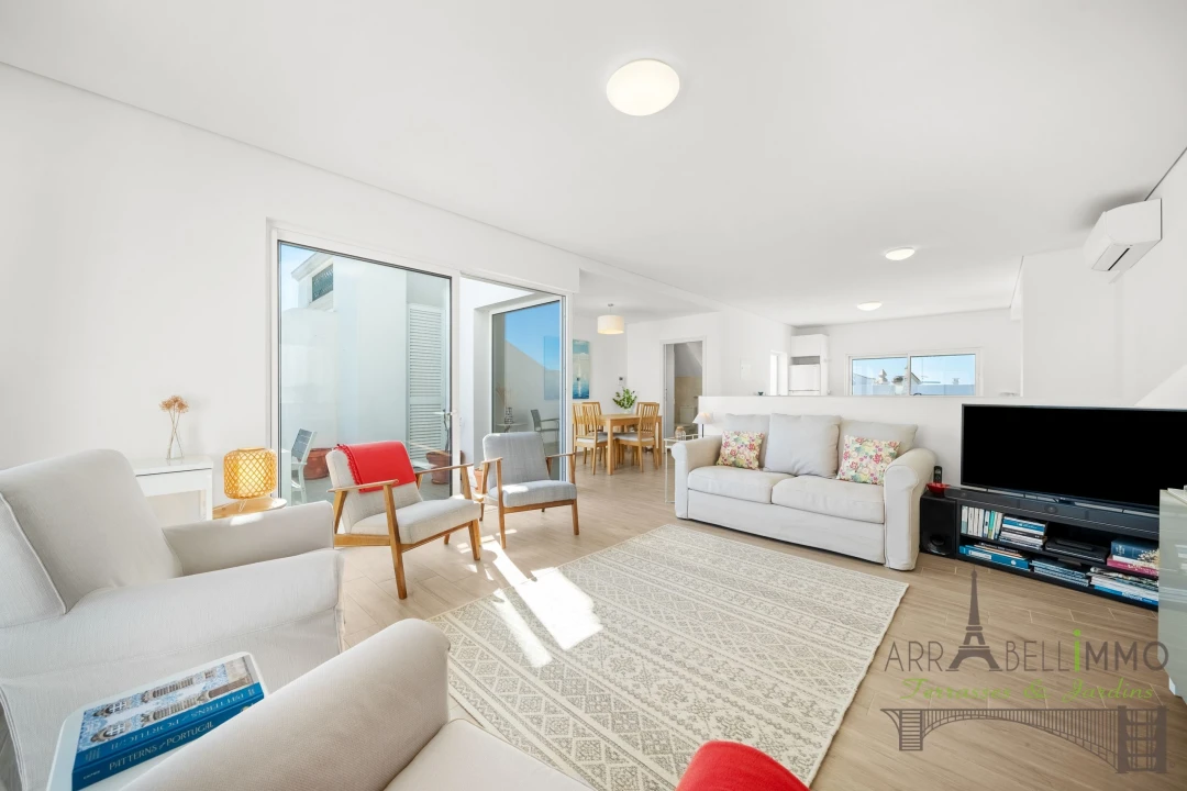 Apartamento T2 para Venda em Olhão Foto 8