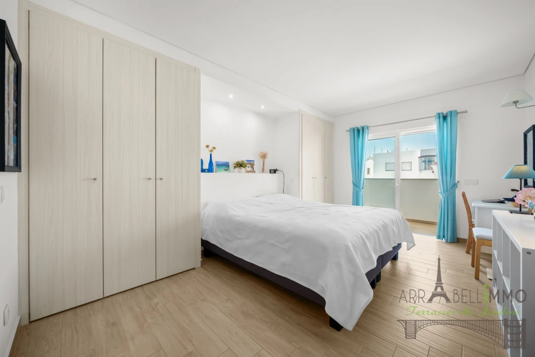 Apartamento T2 para Venda em Olhão Foto 15