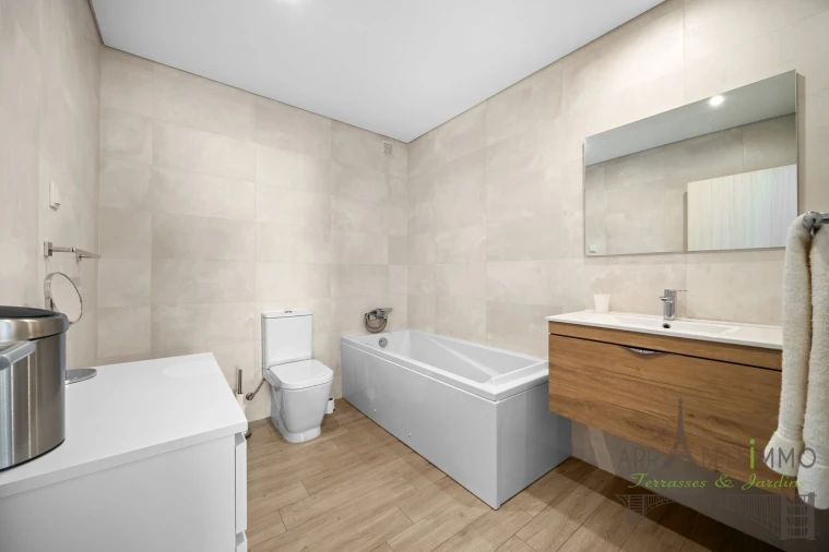 Apartamento T2 para Venda em Olhão Foto 16