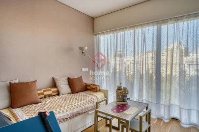 Apartamento T3 para Venda em Oeiras e São Julião da Barra, Paço de Arcos e Caxias