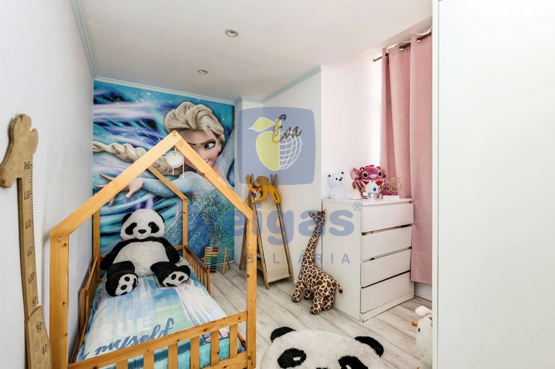 Apartamento T4 para Venda em Agualva e Mira-Sintra Foto 11