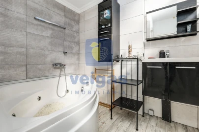 Apartamento T4 para Venda em Agualva e Mira-Sintra