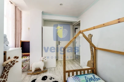 Apartamento T4 para Venda em Agualva e Mira-Sintra