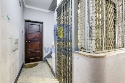 Apartamento T4 para Venda em Agualva e Mira-Sintra