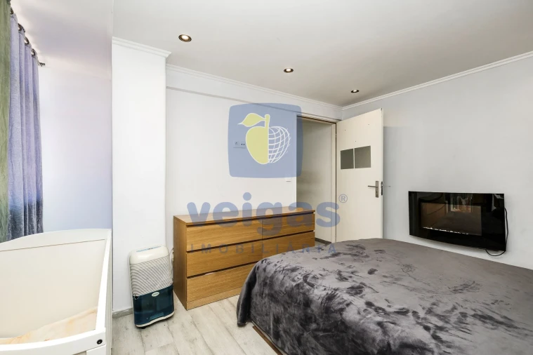 Apartamento T4 para Venda em Agualva e Mira-Sintra Foto 13