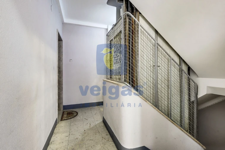 Apartamento T4 para Venda em Agualva e Mira-Sintra Foto 33